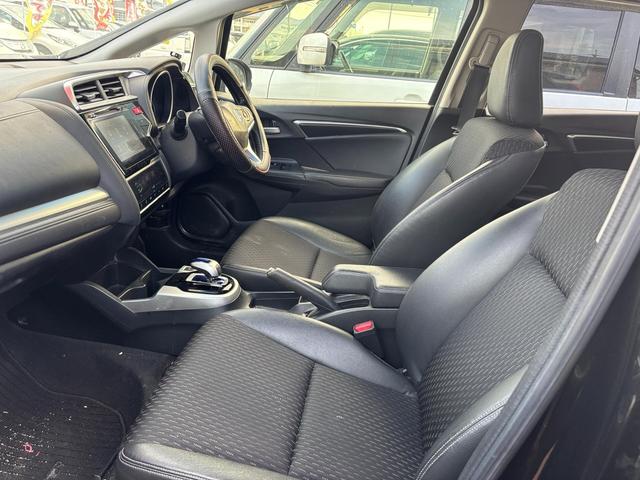 フィットハイブリッド Lパッケージ フルフラットシート ナビ&TV 地デジフルセグTV 安全ボディ ミュージックプレイヤー接続可 LED ECON バックカメラ オートクルーズコントロール イモビライザー ETC ESC ABS(33枚目)