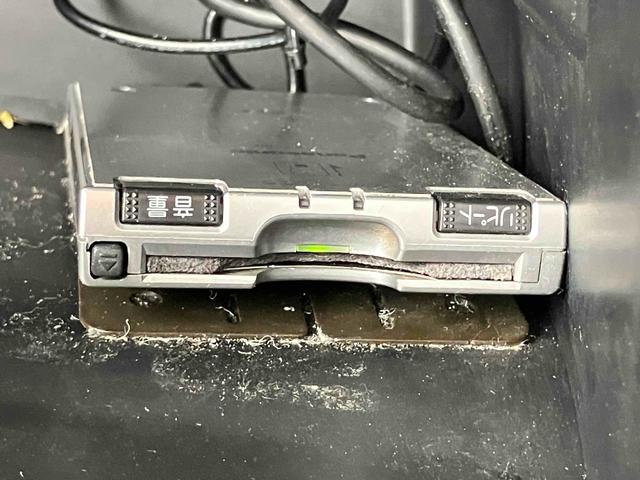 Ｎ－ＢＯＸカスタム Ｇ・ターボパッケージ　ドライブレコーダー　ＥＴＣ　両側電動スライドドア　ナビ　ＴＶ　オートクルーズコントロール　オートライト　ＨＩＤ　スマートキー　アイドリングストップ　電動格納ミラー　ベンチシート　ＣＶＴ（7枚目）