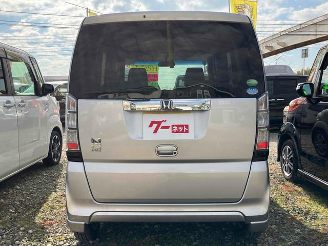 Ｎ－ＢＯＸ Ｇ・Ｌパッケージ　ＥＴＣ　両側スライド・片側電動　ＴＶ　スマートキー　アイドリングストップ　電動格納ミラー　ベンチシート　ＣＶＴ　盗難防止システム　ＡＢＳ　ＥＳＣ　ＣＤ　ＤＶＤ再生　ＵＳＢ　アルミホイール（17枚目）