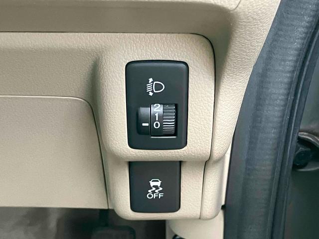 Ｎ－ＢＯＸ Ｇ・Ｌパッケージ　ＥＴＣ　両側スライド・片側電動　ＴＶ　スマートキー　アイドリングストップ　電動格納ミラー　ベンチシート　ＣＶＴ　盗難防止システム　ＡＢＳ　ＥＳＣ　ＣＤ　ＤＶＤ再生　ＵＳＢ　アルミホイール（40枚目）