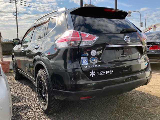 エクストレイル ２０Ｘ　バックカメラ　ナビ　ＴＶ　オートライト　アルミホイール　スマートキー　アイドリングストップ　電動格納ミラー　シートヒーター　ＣＶＴ　盗難防止システム　衝突安全ボディ　ＣＤ　ＤＶＤ再生　ＡＢＳ　ＥＳＣ（15枚目）