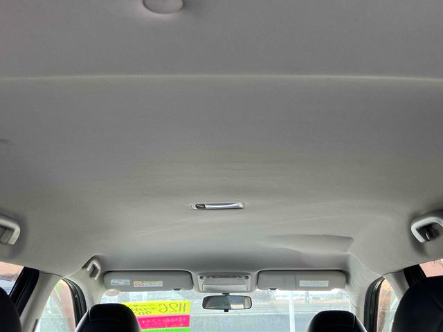 エクストレイル ２０Ｘ　バックカメラ　ナビ　ＴＶ　オートライト　アルミホイール　スマートキー　アイドリングストップ　電動格納ミラー　シートヒーター　ＣＶＴ　盗難防止システム　衝突安全ボディ　ＣＤ　ＤＶＤ再生　ＡＢＳ　ＥＳＣ（21枚目）