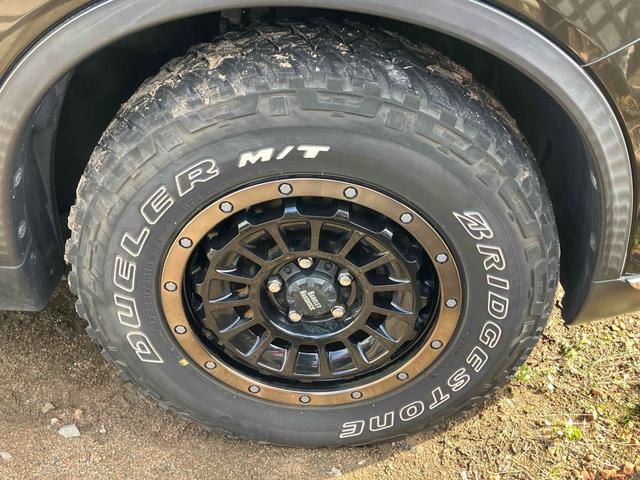 エクストレイル ２０Ｘ　バックカメラ　ナビ　ＴＶ　オートライト　アルミホイール　スマートキー　アイドリングストップ　電動格納ミラー　シートヒーター　ＣＶＴ　盗難防止システム　衝突安全ボディ　ＣＤ　ＤＶＤ再生　ＡＢＳ　ＥＳＣ（26枚目）