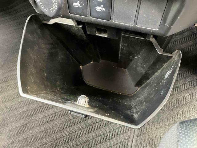 ルーミー Ｇ　バックカメラ　ナビ　ＴＶ　両側電動スライドドア　オートクルーズコントロール　アルミホイール　オートライト　スマートキー　アイドリングストップ　電動格納ミラー　シートヒーター　フルフラット（35枚目）