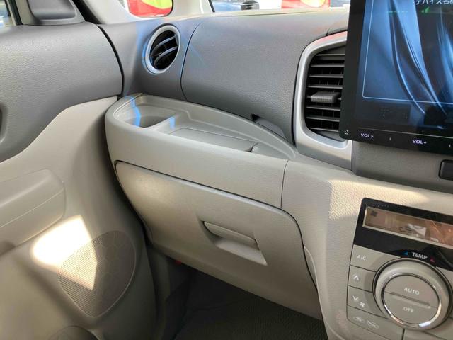 スペーシア Ｘ　ドライブレコーダー　ＥＴＣ　両側スライド・片側電動　スマートキー　アイドリングストップ　電動格納ミラー　ＣＶＴ　盗難防止システム　ＡＢＳ　ＵＳＢ　Ｂｌｕｅｔｏｏｔｈ　アルミホイール　衝突安全ボディ（30枚目）