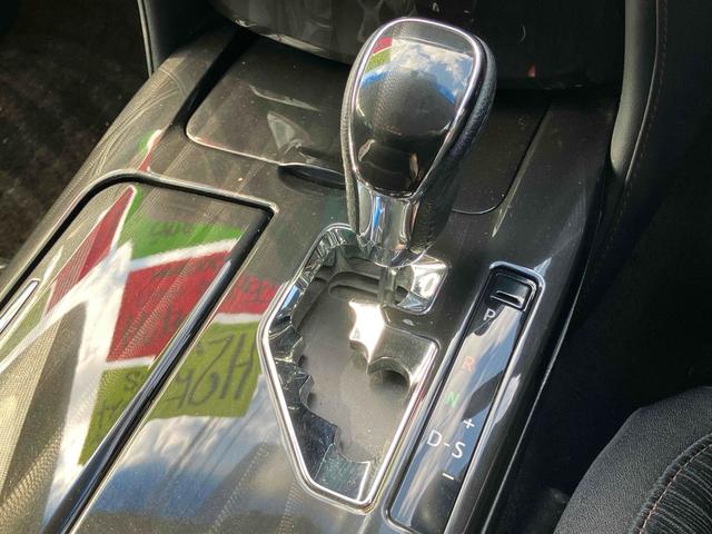 クラウンハイブリッド アスリートＳ　ＥＴＣ　オートクルーズコントロール　バックカメラ　ナビ　ＴＶ　アルミホイール　オートライト　ＨＩＤ　ＣＶＴ　シートヒーター　スマートキー　電動格納ミラー　盗難防止システム　パワーシート　ＣＤ（7枚目）