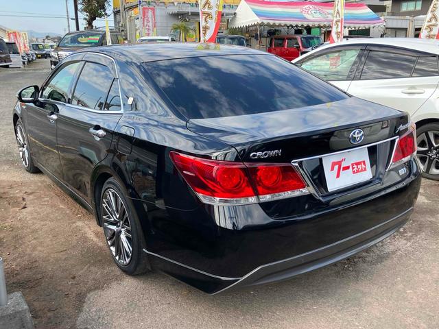 クラウンハイブリッド アスリートＳ　ＥＴＣ　オートクルーズコントロール　バックカメラ　ナビ　ＴＶ　アルミホイール　オートライト　ＨＩＤ　ＣＶＴ　シートヒーター　スマートキー　電動格納ミラー　盗難防止システム　パワーシート　ＣＤ（18枚目）