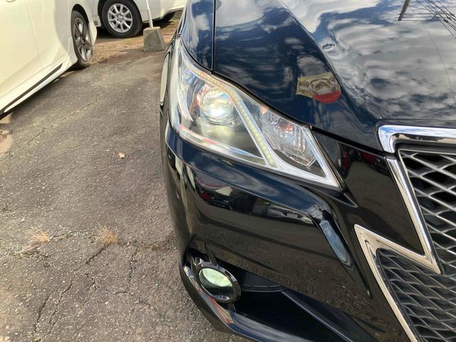 クラウンハイブリッド アスリートＳ　ＥＴＣ　オートクルーズコントロール　バックカメラ　ナビ　ＴＶ　アルミホイール　オートライト　ＨＩＤ　ＣＶＴ　シートヒーター　スマートキー　電動格納ミラー　盗難防止システム　パワーシート　ＣＤ（29枚目）