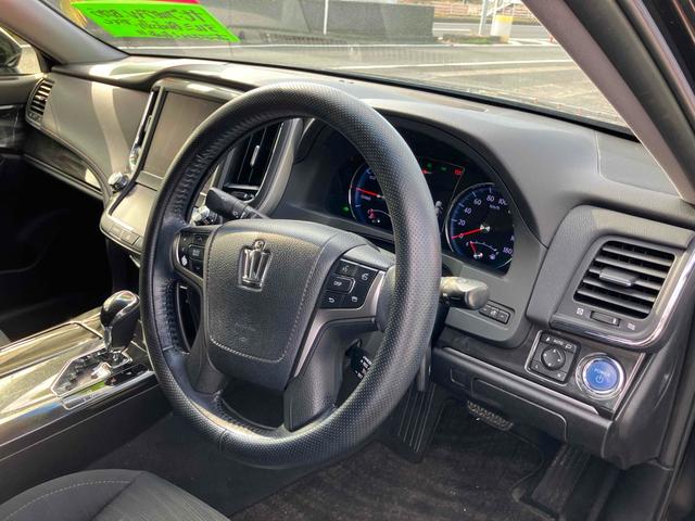 クラウンハイブリッド アスリートＳ　ＥＴＣ　オートクルーズコントロール　バックカメラ　ナビ　ＴＶ　アルミホイール　オートライト　ＨＩＤ　ＣＶＴ　シートヒーター　スマートキー　電動格納ミラー　盗難防止システム　パワーシート　ＣＤ（52枚目）