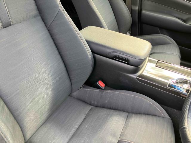 クラウンハイブリッド アスリートＳ　ＥＴＣ　オートクルーズコントロール　バックカメラ　ナビ　ＴＶ　アルミホイール　オートライト　ＨＩＤ　ＣＶＴ　シートヒーター　スマートキー　電動格納ミラー　盗難防止システム　パワーシート　ＣＤ（54枚目）