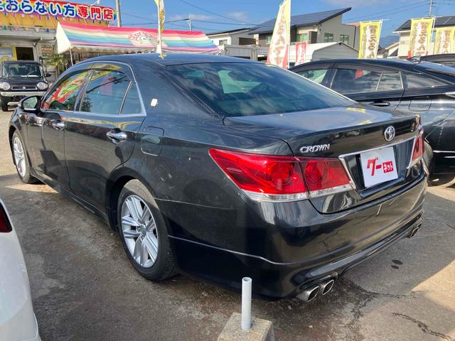 クラウン アスリートＳ　ＥＴＣ　オートクルーズコントロール　バックカメラ　ナビ　ＴＶ　アルミホイール　オートライト　ＨＩＤ　ＡＴ　スマートキー　電動格納ミラー　盗難防止システム　パワーシート　ＣＤ　ＤＶＤ再生　ＵＳＢ（18枚目）