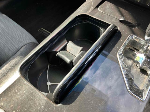 クラウン アスリートＳ　ＥＴＣ　オートクルーズコントロール　バックカメラ　ナビ　ＴＶ　アルミホイール　オートライト　ＨＩＤ　ＡＴ　スマートキー　電動格納ミラー　盗難防止システム　パワーシート　ＣＤ　ＤＶＤ再生　ＵＳＢ（38枚目）