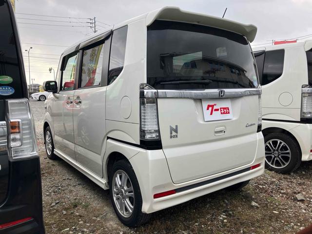 Ｎ－ＢＯＸカスタム Ｇ・Ｌパッケージ　ドライブレコーダー　ＥＴＣ　両側スライド・片側電動　ナビ　ＴＶ　オートライト　ＨＩＤ　スマートキー　アイドリングストップ　電動格納ミラー　ベンチシート　ＣＶＴ　盗難防止システム　ＡＢＳ　ＥＳＣ（17枚目）