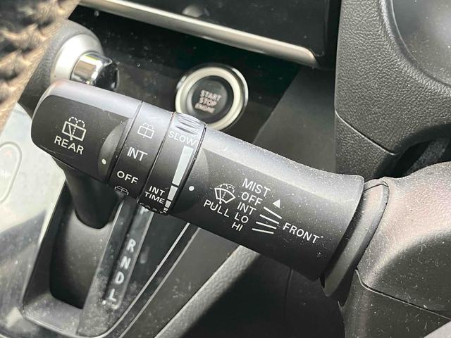 デイズルークス ハイウェイスター　Ｘ　Ｇパッケージ　全周囲カメラ　両側電動スライドドア　ナビ　ＴＶ　衝突被害軽減システム　オートライト　ＨＩＤ　スマートキー　アイドリングストップ　電動格納ミラー　ベンチシート　ＣＶＴ　盗難防止システム　ＡＢＳ　ＥＳＣ（37枚目）