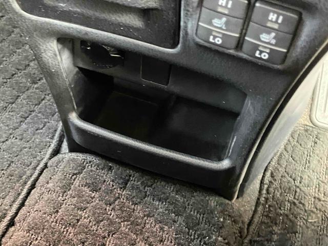 ヴォクシー ハイブリッドV ドライブレコーダー ETC バックカメラ ナビ TV クリアランスソナー オートクルーズコントロール 両側電動スライドドア オートライト LEDヘッドランプ スマートキー アイドリングストップ(39枚目)