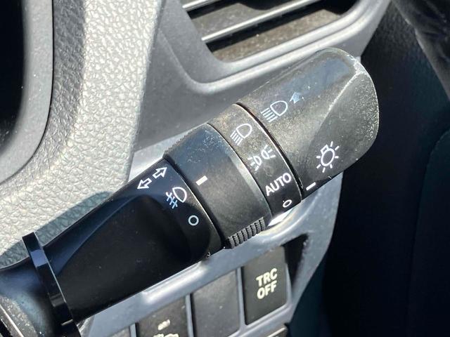 ヴォクシー ハイブリッドV ドライブレコーダー ETC バックカメラ ナビ TV クリアランスソナー オートクルーズコントロール 両側電動スライドドア オートライト LEDヘッドランプ スマートキー アイドリングストップ(45枚目)