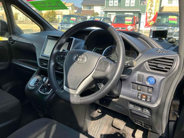 ヴォクシー ハイブリッドV ドライブレコーダー ETC バックカメラ ナビ TV クリアランスソナー オートクルーズコントロール 両側電動スライドドア オートライト LEDヘッドランプ スマートキー アイドリングストップ(49枚目)