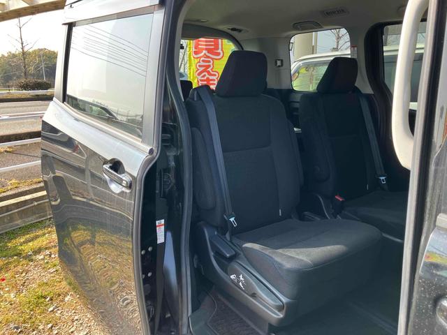 ヴォクシー ハイブリッドV ドライブレコーダー ETC バックカメラ ナビ TV クリアランスソナー オートクルーズコントロール 両側電動スライドドア オートライト LEDヘッドランプ スマートキー アイドリングストップ(56枚目)