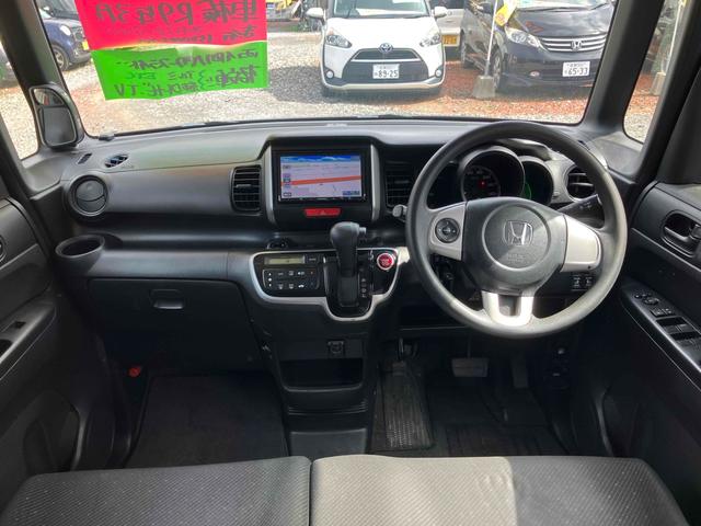 Ｎ－ＢＯＸ Ｇ・Ｌパッケージ　ＥＴＣ　両側電動スライドドア　ナビ　ＴＶ　スマートキー　アイドリングストップ　電動格納ミラー　ベンチシート　ＣＶＴ　盗難防止システム　ＡＢＳ　ＥＳＣ　ＣＤ　ＤＶＤ再生　アルミホイール　衝突安全ボディ（2枚目）