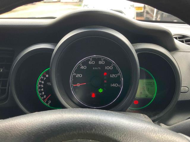 Ｎ－ＢＯＸ Ｇ・Ｌパッケージ　ＥＴＣ　両側電動スライドドア　ナビ　ＴＶ　スマートキー　アイドリングストップ　電動格納ミラー　ベンチシート　ＣＶＴ　盗難防止システム　ＡＢＳ　ＥＳＣ　ＣＤ　ＤＶＤ再生　アルミホイール　衝突安全ボディ（35枚目）