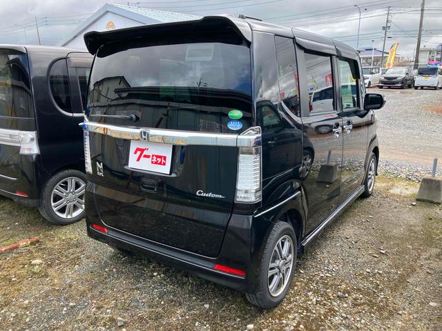 Ｎ－ＢＯＸカスタム Ｇ・Ｌパッケージ　ＥＴＣ　両側スライド・片側電動　ナビ　ＴＶ　オートライト　ＨＩＤ　スマートキー　アイドリングストップ　電動格納ミラー　ベンチシート　ＣＶＴ　盗難防止システム　ＡＢＳ　ＥＳＣ　ＣＤ　ＤＶＤ再生（17枚目）