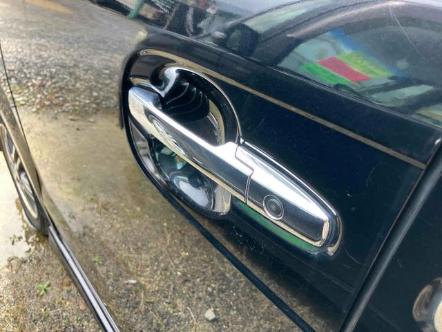 Ｎ－ＢＯＸカスタム Ｇ・Ｌパッケージ　ＥＴＣ　両側スライド・片側電動　ナビ　ＴＶ　オートライト　ＨＩＤ　スマートキー　アイドリングストップ　電動格納ミラー　ベンチシート　ＣＶＴ　盗難防止システム　ＡＢＳ　ＥＳＣ　ＣＤ　ＤＶＤ再生（26枚目）