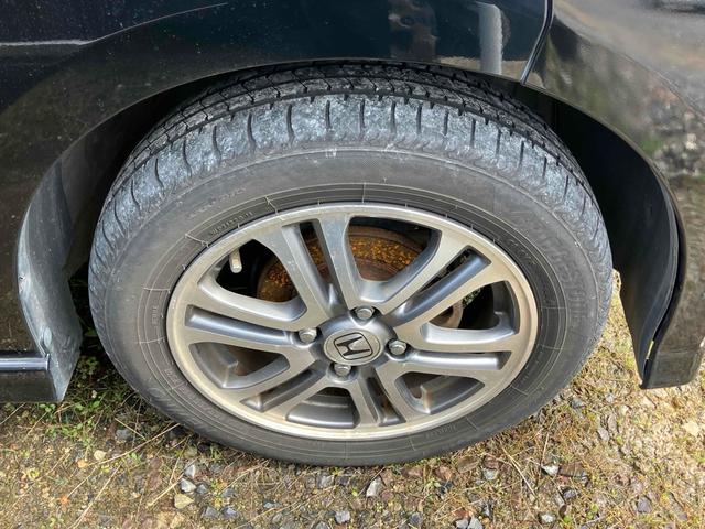 Ｎ－ＢＯＸカスタム Ｇ・Ｌパッケージ　ＥＴＣ　両側スライド・片側電動　ナビ　ＴＶ　オートライト　ＨＩＤ　スマートキー　アイドリングストップ　電動格納ミラー　ベンチシート　ＣＶＴ　盗難防止システム　ＡＢＳ　ＥＳＣ　ＣＤ　ＤＶＤ再生（31枚目）