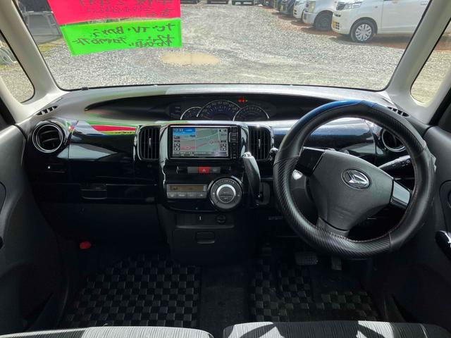 タント カスタムＲＳ　バックカメラ　電動スライドドア　ナビ　ＴＶ　ＨＩＤ　スマートキー　アイドリングストップ　電動格納ミラー　ＣＶＴ　盗難防止システム　ＡＢＳ　ＣＤ　ＤＶＤ再生　Ｂｌｕｅｔｏｏｔｈ　アルミホイール（2枚目）