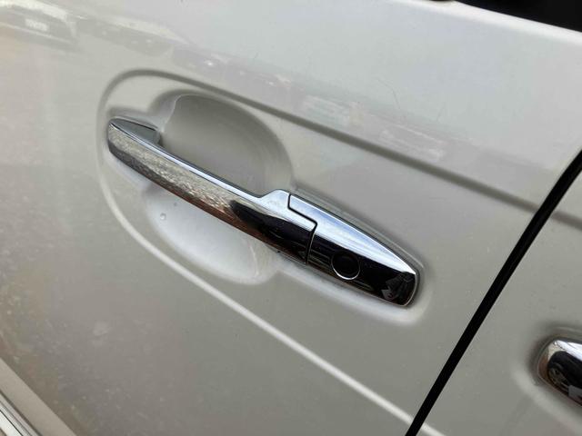 Ｎ－ＢＯＸカスタム Ｇ・Ｌパッケージ　ＥＴＣ　バックカメラ　両側電動スライドドア　ナビ　オートライト　ＨＩＤ　スマートキー　アイドリングストップ　電動格納ミラー　ベンチシート　ＣＶＴ　盗難防止システム　ＡＢＳ　ＥＳＣ　ＣＤ　ＤＶＤ再生（26枚目）