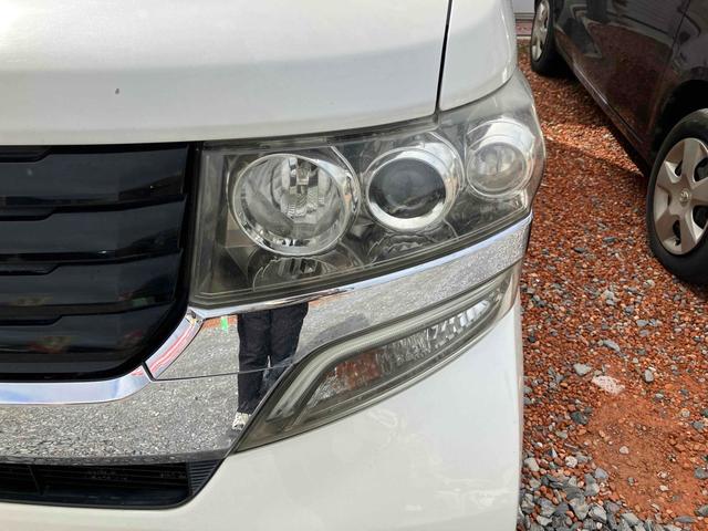 Ｎ－ＢＯＸカスタム Ｇ・Ｌパッケージ　ＥＴＣ　バックカメラ　両側電動スライドドア　ナビ　オートライト　ＨＩＤ　スマートキー　アイドリングストップ　電動格納ミラー　ベンチシート　ＣＶＴ　盗難防止システム　ＡＢＳ　ＥＳＣ　ＣＤ　ＤＶＤ再生（28枚目）