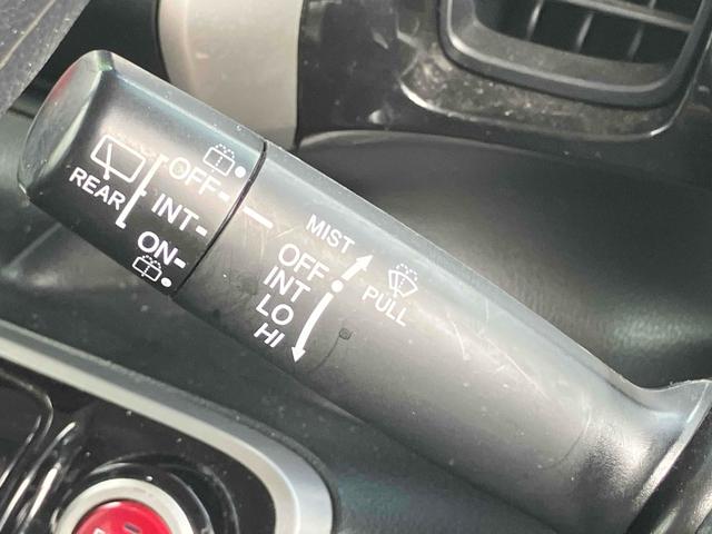 Ｎ－ＢＯＸカスタム Ｇ・Ｌパッケージ　ＥＴＣ　バックカメラ　両側電動スライドドア　ナビ　オートライト　ＨＩＤ　スマートキー　アイドリングストップ　電動格納ミラー　ベンチシート　ＣＶＴ　盗難防止システム　ＡＢＳ　ＥＳＣ　ＣＤ　ＤＶＤ再生（41枚目）