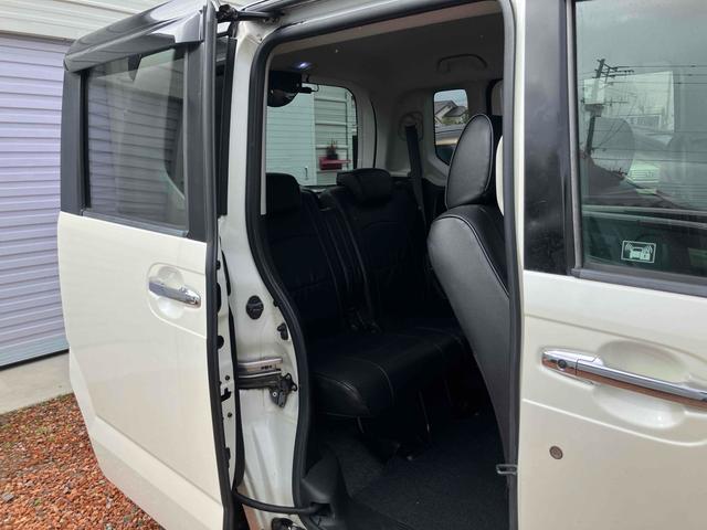 Ｎ－ＢＯＸカスタム Ｇ・Ｌパッケージ　ＥＴＣ　バックカメラ　両側電動スライドドア　ナビ　オートライト　ＨＩＤ　スマートキー　アイドリングストップ　電動格納ミラー　ベンチシート　ＣＶＴ　盗難防止システム　ＡＢＳ　ＥＳＣ　ＣＤ　ＤＶＤ再生（52枚目）