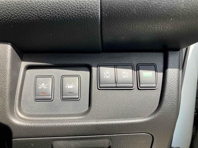 セレナ ハイウェイスターＧ　Ｓ－ＨＶアドバンスドセーフティ　ＥＴＣ　全周囲カメラ　ナビ　ＴＶ　クリアランスソナー　オートクルーズコントロール　レーンアシスト　衝突被害軽減システム　両側電動スライドドア　オートライト　スマートキー　アイドリングストップ（52枚目）