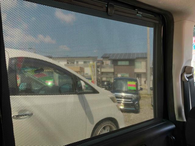 Ｎ－ＢＯＸカスタム Ｇ　ＳＳブラックスタイルパッケージ　ＥＴＣ　バックカメラ　両側電動スライドドア　ナビ　ＴＶ　オートライト　ＨＩＤ　スマートキー　アイドリングストップ　電動格納ミラー　シートヒーター　ベンチシート　ＣＶＴ　盗難防止システム　ＡＢＳ　ＥＳＣ（56枚目）