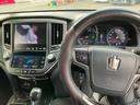 クラウンハイブリッド アスリートＳ　ＥＴＣ　オートクルーズコントロール　バックカメラ　ＴＶ　アルミホイール　ＨＩＤ　サンルーフ　ＣＶＴ　シートヒーター　スマートキー　アイドリングストップ　電動格納ミラー　盗難防止システム　パワーシート（3枚目）