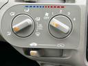 気温に合わせて直感的に操作することで、車内をいつでも快適に保てます。