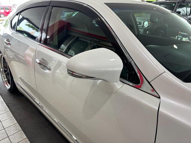 ＬＳ ＬＳ４６０　バージョンＣ　Ｉパッケージ　ナビ・ＴＶ・バックカメラ・ＥＴＣ・サンルーフ・黒革シート・エアシート・シートヒーター・ステアヒーター・クルコン・ソナー・オートハイビーム・社外２１インチＡＷ（18枚目）