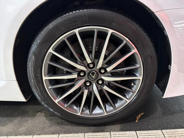 ＬＳ ＬＳ４６０　Ｆスポーツ　ナビ・ＴＶ・ＣＤ・ＤＶＤ・バックカメラ・ＥＴＣ・黒革シート・サンルーフ・エアシート・シートヒーター・ステアヒーター・クルコン・ＡＷ・ドラレコ（11枚目）