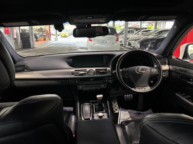 ＬＳ ＬＳ４６０　Ｆスポーツ　ナビ・ＴＶ・ＣＤ・ＤＶＤ・バックカメラ・ＥＴＣ・黒革シート・サンルーフ・エアシート・シートヒーター・ステアヒーター・クルコン・ＡＷ・ドラレコ（14枚目）