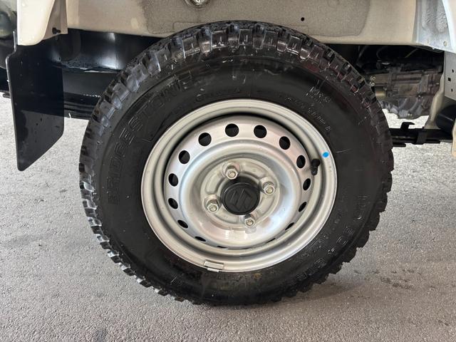 キャリイトラック 頑丈ダンプ　ＰＳ・ＡＣ・５速ＭＴ・４ＷＤ（12枚目）