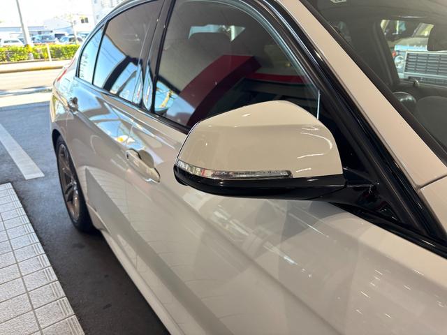 ３シリーズ ３２０ｄ　Ｍスポーツ　スタイルエッジ　ナビ・ＣＤ・ＤＶＤ・ＢＴ・黒革シート・フルセグチューナー・ＥＴＣ・ＡＷ・ＨＩＤ・スマートキー・シートヒーター（21枚目）