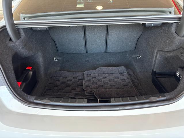 ３シリーズ ３２０ｄ　Ｍスポーツ　スタイルエッジ　ナビ・ＣＤ・ＤＶＤ・ＢＴ・黒革シート・フルセグチューナー・ＥＴＣ・ＡＷ・ＨＩＤ・スマートキー・シートヒーター（24枚目）