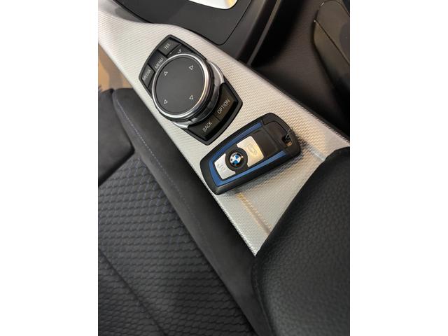 4シリーズ ナビ・CD・DVD・BT・Bカメラ・ETC・AW・スマートキー・Pシート・HID(12枚目)