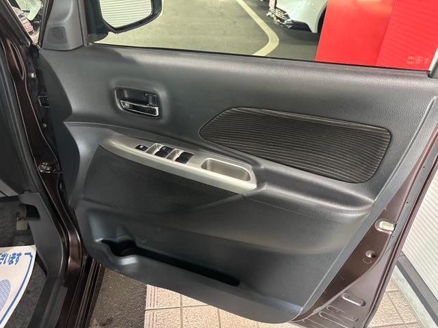 デイズルークス ハイウェイスター　ターボ　ナビ・ＴＶ・ＣＤ・ＤＶＤ・ＢＴ・ＥＴＣ・アラウンドビュー・インテリキー・両側パワースライド・ＡＷ（19枚目）