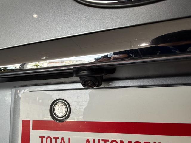 レヴォーグ １．６ＧＴアイサイト　Ｓスタイル　ナビ・ＴＶ・ＣＤ・ＤＶＤ・ＢＴ・ＥＴＣ・ドラレコ・バックカメラ・ＡＷ（7枚目）