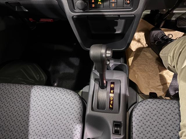 キャリイトラック ＫＣエアコン・パワステ　ＰＳ・ＰＷ・ＦＡＴ・セーフティサポート・キーレス・Ｗエアバック（22枚目）