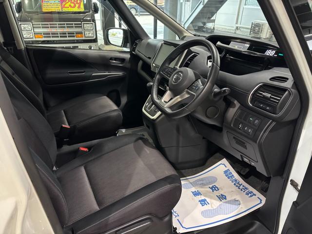 セレナ ハイウェイスター プロパイロットエディション 10インチナビ・フルセグ・CD・DVD・BT・フリップダウン・バックカメラ・両側パワースライド・インテリキー・ETC・AW(30枚目)