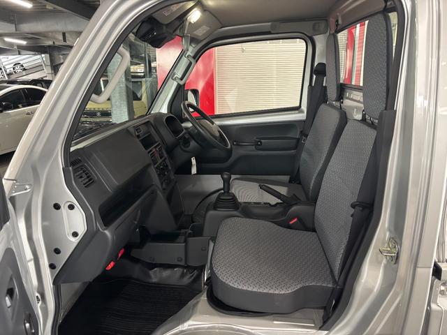 キャリイトラック ＫＣエアコン・パワステ　ＰＳ・ＰＷ・５速ＭＴ・セーフティサポート・キーレス・４ＷＤ（6枚目）