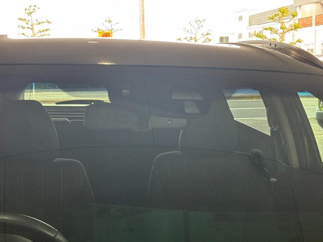 ヴェゼル ハイブリッドＺ　ナビ・ワンセグ・ＣＤ・ＤＶＤ・ＢＴ・バックカメラ・ＥＴＣ・シートヒーター・スマートキー・ＬＥＤヘッドライト・クルコン・ソナー・パドルシフト・ＡＷ・シティーブレーキ（19枚目）