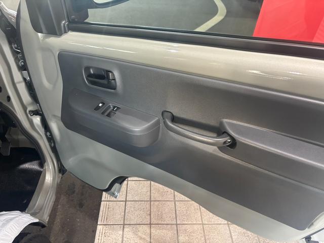 キャリイトラック KC セーフティサポート・LEDヘッドライト・キーレス・アイドリングストップ・ソナー(13枚目)